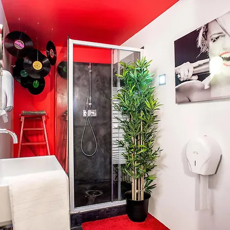 Hostal No Limit Bairro Alto *