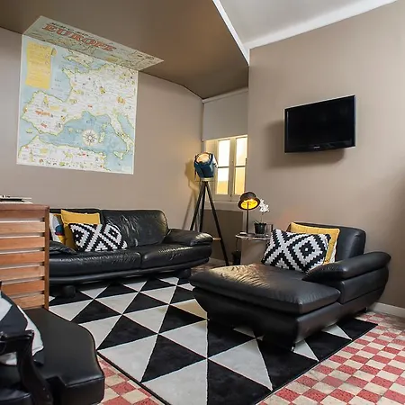 Hostel No Limit Bairro Alto *