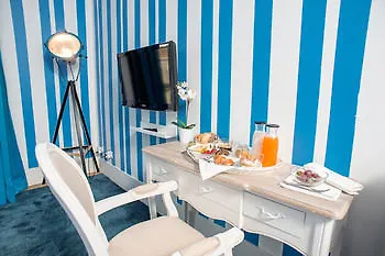 No Limit Bairro Alto * Lissabon