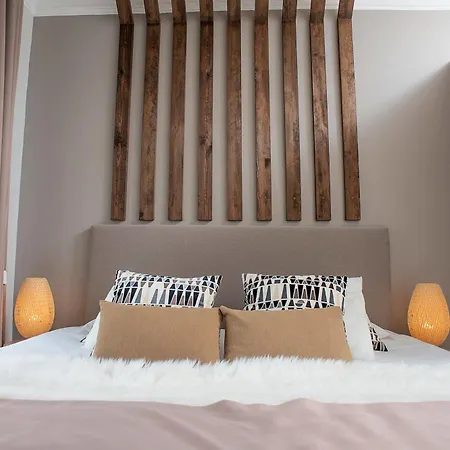 No Limit Bairro Alto * Lissabon