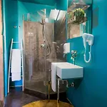 No Limit Bairro Alto Vandrarhem