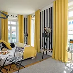 بيت شباب No Limit Bairro Alto
