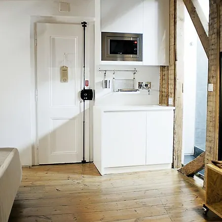 No Limit Bairro Alto * Lizbona