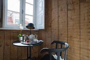 No Limit Bairro Alto Hostel *